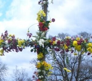 A Resurrection Cross: celebrating Jesus' victory over Death