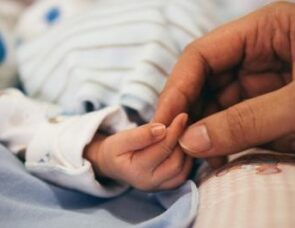 Caring for others- Jesus heals Jairus' daughter