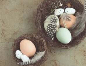 Talking about Easter: Easter eggs and new life